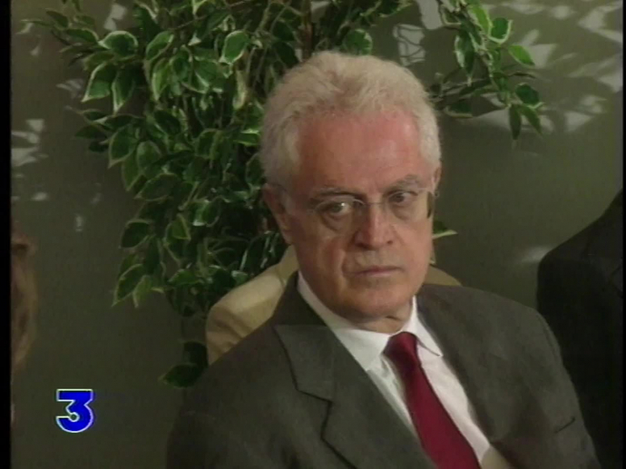 Lille Lionel JOSPIN En Visite Pour La Signature Du 200 000e Emploi