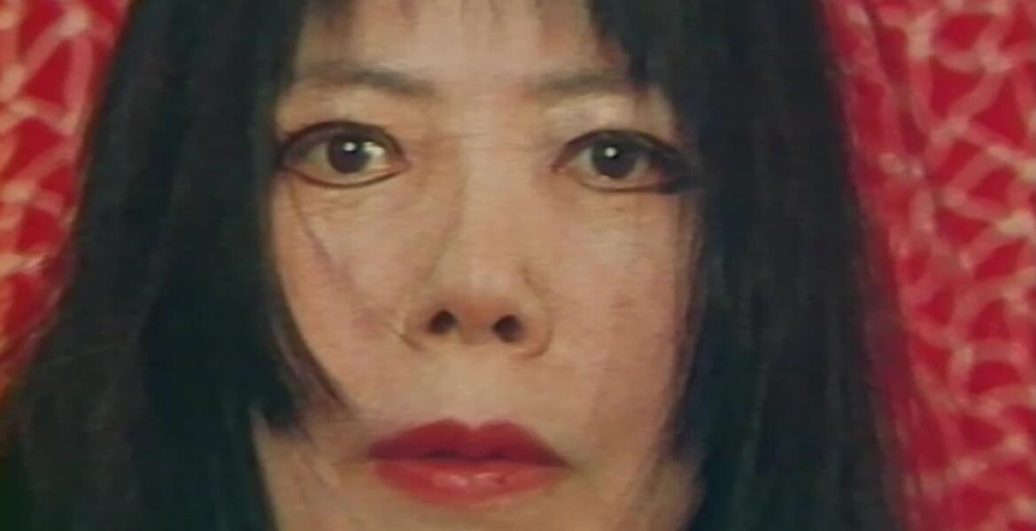 yayoi-kusama-ou-comment-l-art-obsessionnel-a-conquis-le-monde-ina