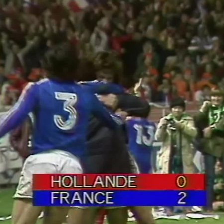 FRANCE FOOTBALL du 4/08/1981; Didier SIX/ Lyon/ Rocher-St Etienne