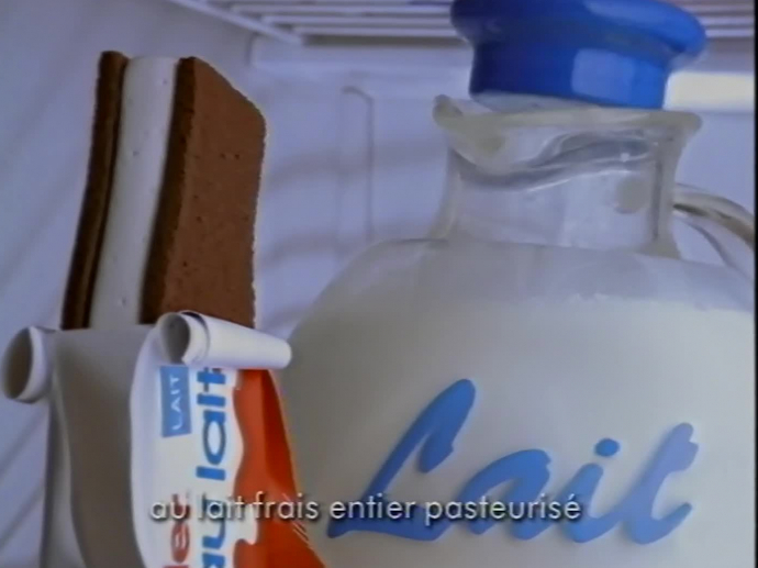 Kinder tranche au lait Pot de lait INA