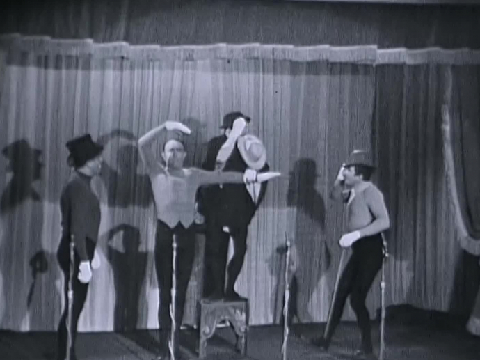 Les Frères Jacques "Le corbeau et le renard" INA