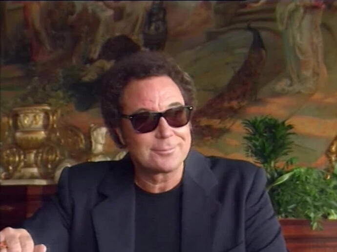 Tom Jones anime le Grand Bal de Monaco