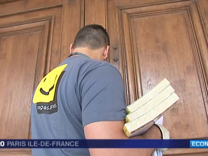 ANNUAIRES PAGES JAUNES ENCORE DISTRIBUES INA