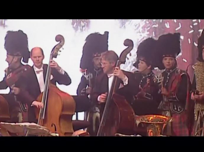 Andre Rieu Bull Fight Video _ André Rieu Live in Brazil 2013 Full ...