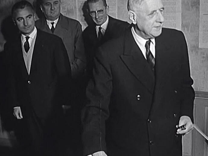 1962 les Français votent pour ou contre la présidentielle au suffrage