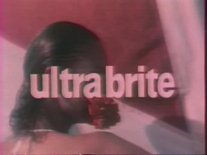 Ultra Brite : La moto | INA