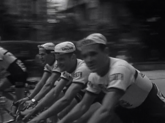 PHOTO DE PRESSE Tour de France 1963 .1ere etape PARIS / EPERNAY Pauwels