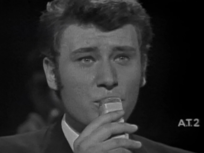 Johnny Hallyday " Quand revient la nuit " INA