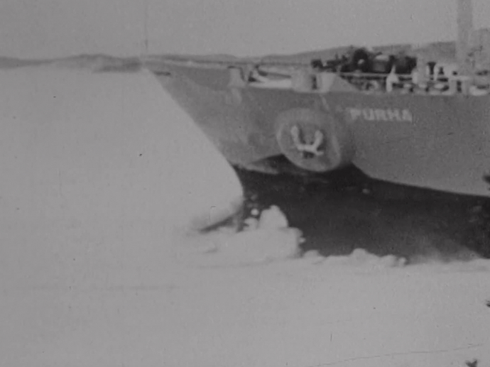 Construction de brises glaces à La Seyne sur Mer INA