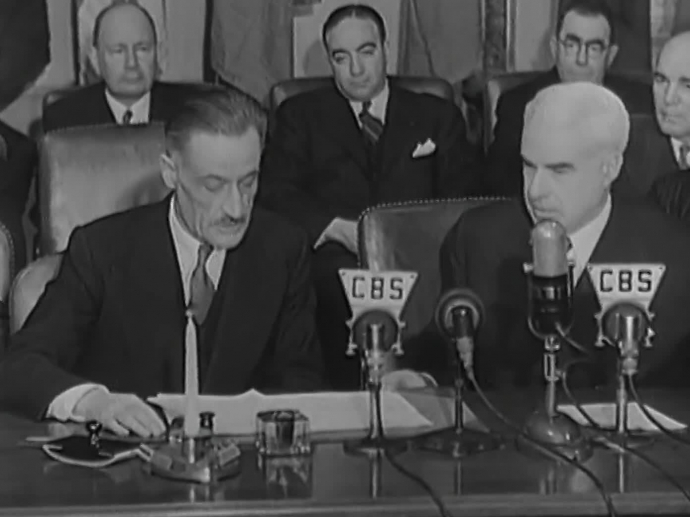 La France signe la déclaration des Nations unies INA