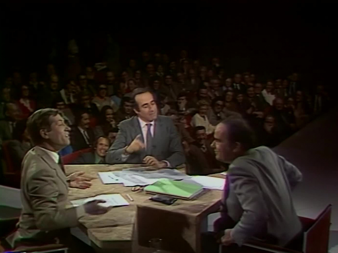 Alain Duhamel appelle par erreur Marchais du nom de Mitterrand INA