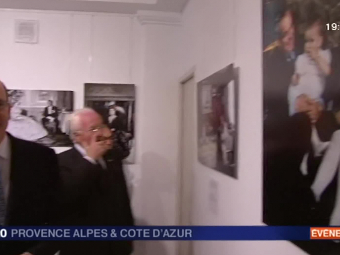 Le prince Albert II aux Baux de Provence INA