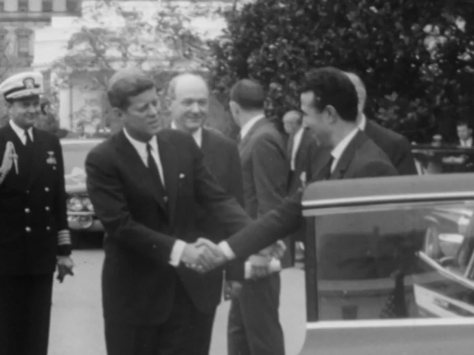 Ben Bella reçu par Kennedy à la Maison Blanche | INA