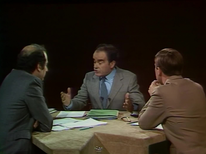 Marchais "Vous n'êtes pas payés au nombre de questions que vous