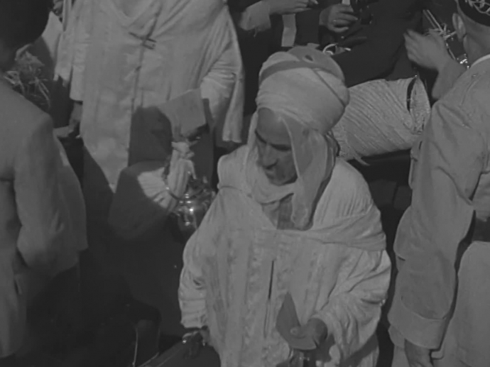 Départ d'Alger des pélerins pour la Mecque INA