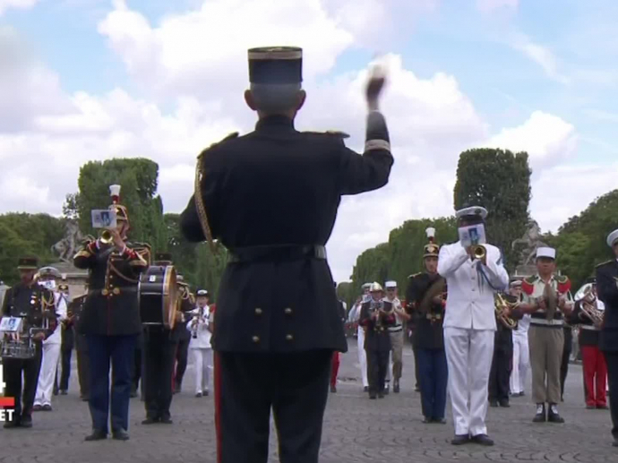 Daft Punk pour le défilé du 14 juillet INA