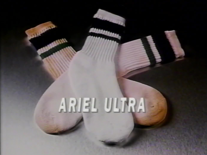 ARIEL ULTRA : LESSIVE POUDRE MACHINE | INA