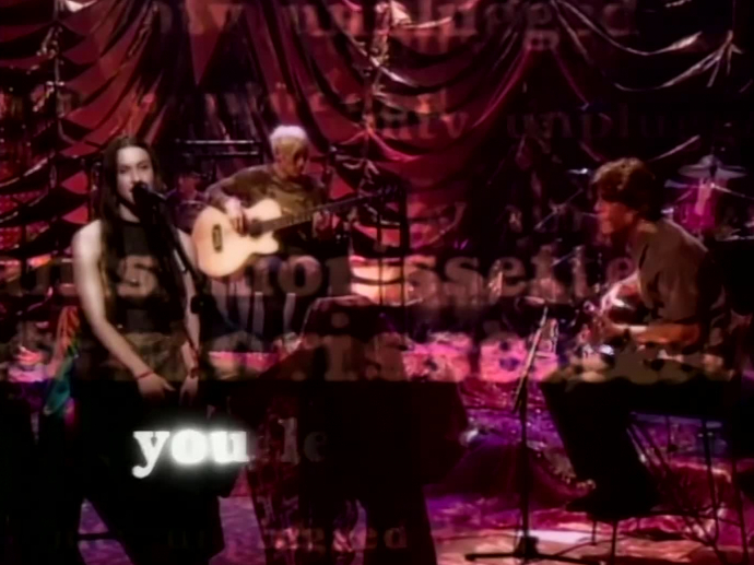 Alanis Morissette Mtv unplugged version 20 secondes INA