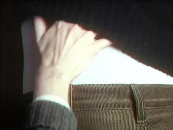 Jil sous vêtements masculins visite médicale, bibliothèque... INA