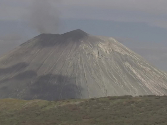 Tanzanie le volcan Ol Doinyo Lengaï INA — free download