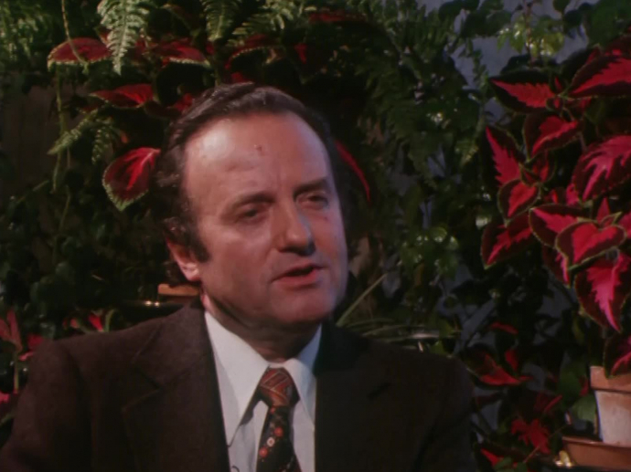 Questions à André Labarrère, député maire de Pau INA