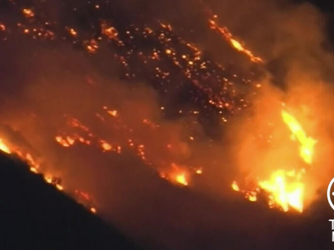 Californie Les Incendies Aux Portes De Los Angeles Ina