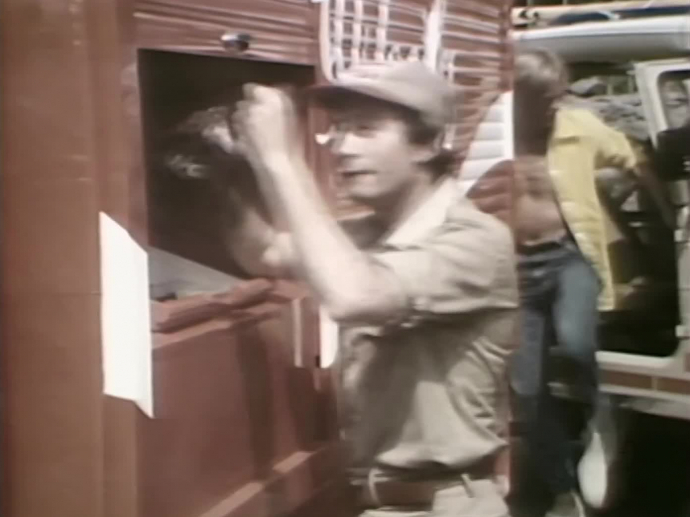 COCA-COLA : Garde barrière | INA