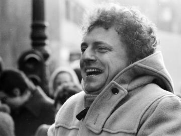 « Un bon journal se fabrique toujours en piquant les meilleurs idées des confrères » expliquait Jacques Martin lors de la première émission du  « Petit Rapporteur » le 19 janvier 1975. Crédits : Jean Pimentel. 1976.